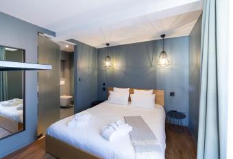 Hostellerie du Gr  newald allows 18 year olds to book a room