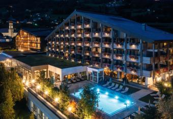 L  wen Hotel Montafon has Balcony rooms