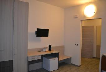 La Chance has Balcony rooms