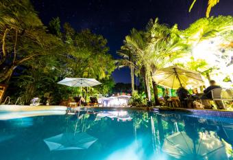 Dougies Backpackers Resort allows 18 year olds to book a room