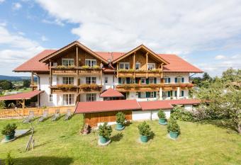 Wellnesshotel Waldruh has Balcony rooms