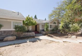 Lake Arrowhead Villas has Balcony rooms