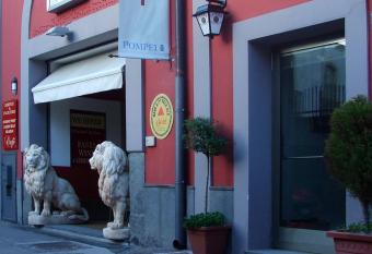 Agor   Hostel allows 18 year olds to book a room