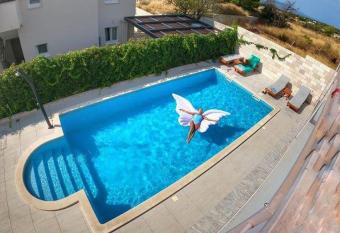 Villa Amorena - Adults Only has Balcony rooms