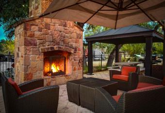 Hampton Inn & Suites Boerne has Balcony rooms