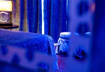 Marcantonio Hotel has rooms with a private hot tub