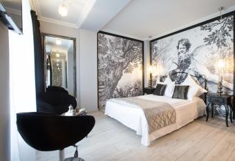 Motel Cincis has Balcony rooms