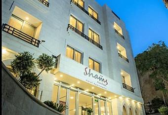 Shams Alweibdeh Hotel Apartments allows 18 year olds to book a room