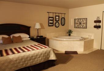 Mount Shasta Resort has Balcony rooms