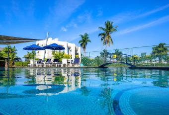 Fiji Gateway Hotel allows 18 year olds to book a room