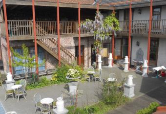 Johan s Lodge has Balcony rooms