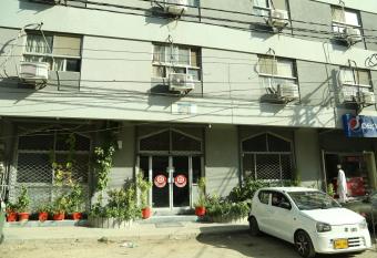 Hotel Bilal has Smoking rooms