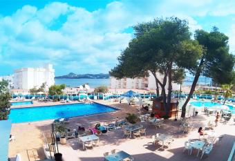 Apartamentos Vibra Riviera has Balcony rooms