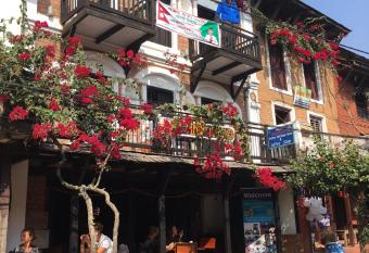 Bandipur chhen allows 18 year olds to book a room