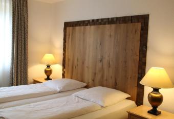 G  stehaus Bavaria allows 18 year olds to book a room