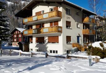 Haus City has Balcony rooms