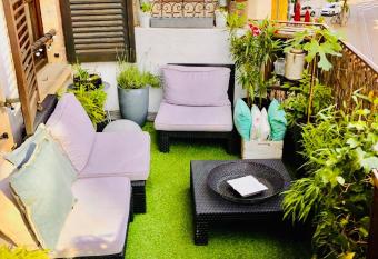 la terrasse Desaix has Balcony rooms