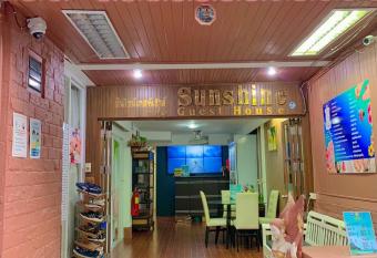 Sunshine Hotel has Balcony rooms