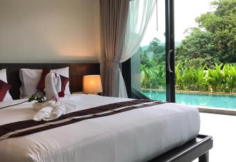 Amarina Green has Balcony rooms