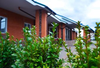 Old Port Hotel allows 18 year olds to book a room
