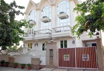 Hotel Exotica Leisure Valley has Balcony rooms