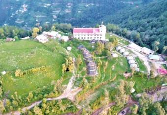 Jungle Livinn Resort has Balcony rooms