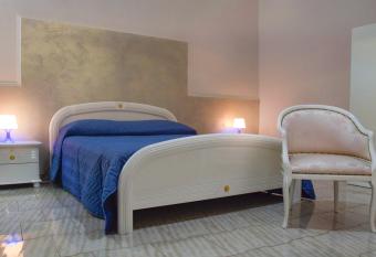 B&B Al Castello di Lettere has Balcony rooms