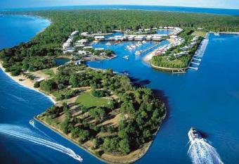 Charming Island Escape Gold Coast has Balcony rooms