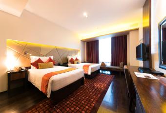 VIE Hotel Bangkok, MGallery has rooms with a private hot tub