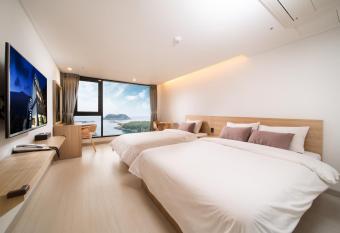 Pino Hotel has Balcony rooms