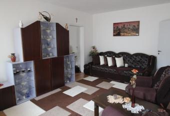 Apartman Trajan has Balcony rooms