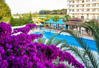 Belkon Hotel has Balcony rooms