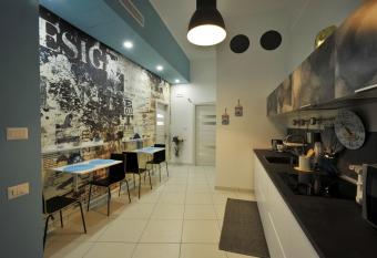 Apartment Amalfi has Balcony rooms