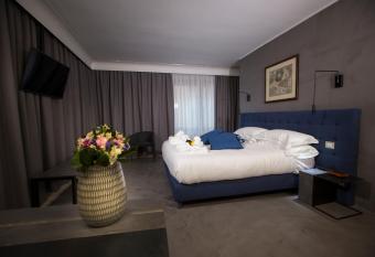 Principessa Mafalda allows 18 year olds to book a room