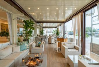 Hotel Orchidea has Balcony rooms