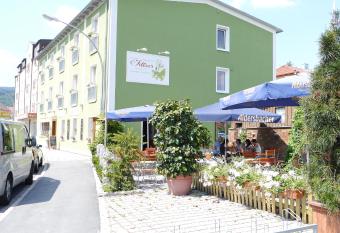 Hotel Gasthof Fellner allows 18 year olds to book a room