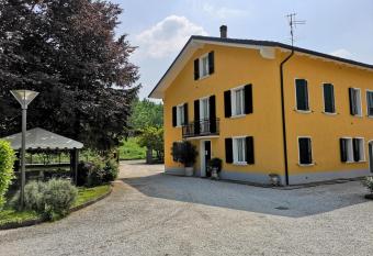 La Meridiana Affittacamere has Balcony rooms