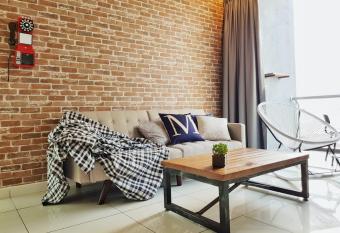 No.2 The Loft @Puchong Skypod Residence allows 18 year olds to book a room