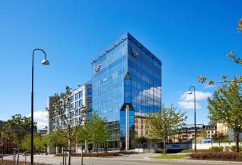 Thon Hotel Vika Atrium allows 18 year olds to book a room