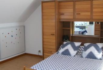 Gilles Diais allows 18 year olds to book a room