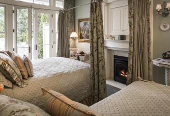 The Chanler at Cliff Walk has Balcony rooms