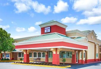 Knights Inn Mount Laurel has Smoking rooms