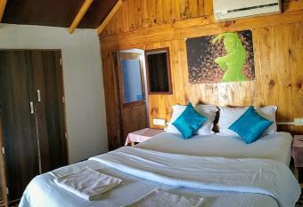 Omkar Beach Bungalow has Balcony rooms