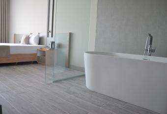 Agora Suites has rooms with a private hot tub