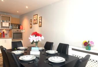 Edinburgh Constitution Apartments allows 18 year olds to book a room