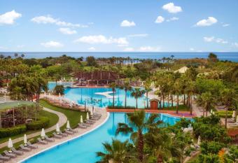 Lara Barut Collection-Ultra All Inclusive allows 18 year olds to book a room