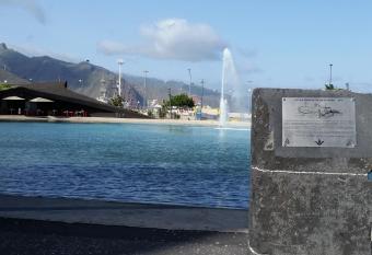 Habitacion con ba  o privado allows 18 year olds to book a room