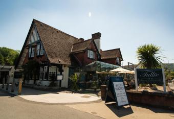 Tullie Inn allows 18 year olds to book a room