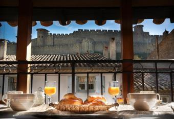 Les cl  s de la Cit   has Balcony rooms