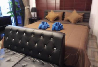 Parawee Resort has Balcony rooms